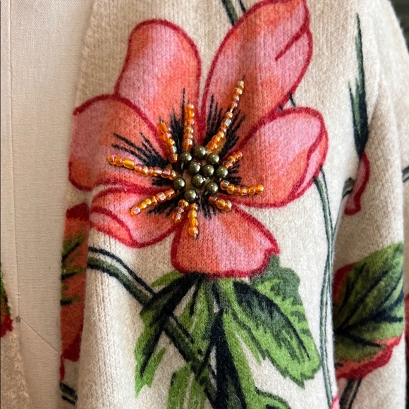 Zara Beige Beaded Floral Knit Sweater - Picture 4 of 9
